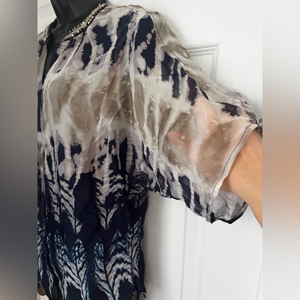 Alberto Makali Navy and Beige Silk Blouse size M - Picture 7 of 15